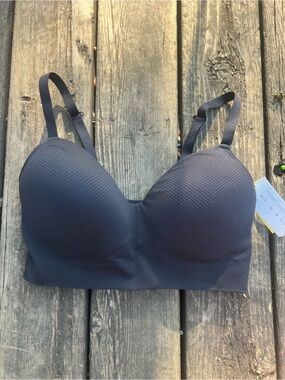 All in Motion wireless seamless pullover black bralette bra size XL NWT